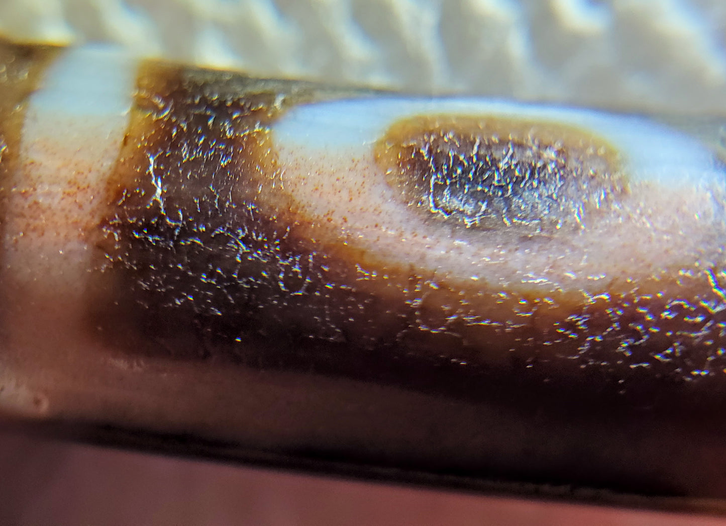 Antique One Eye & Mountain Motif Dzi Bead with Bloodspots (TiD-Ant-B-OEM-061623)