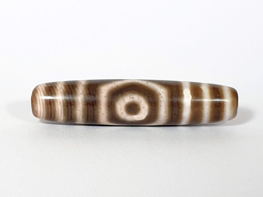 Antique Qing dynasty three eye dzi bead in warm brown agate, the classic wealth dzi, At-0426-3EQ2, unretouched