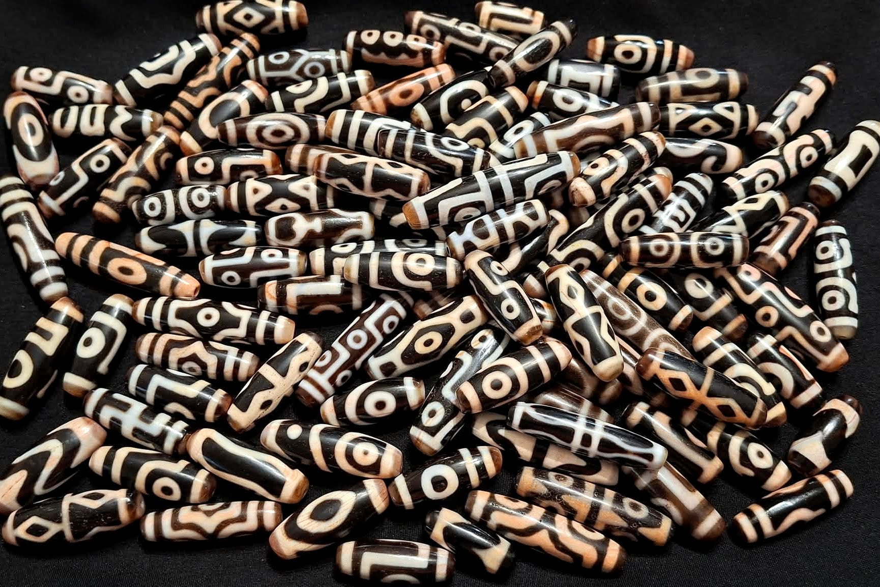 Dzi Bead Motifs and Meanings: Complete Guide | Ancient Dzi Shop