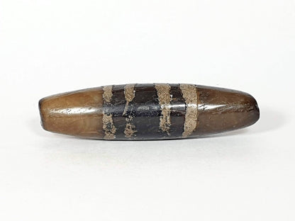 Ac-041320-7SChung ancient Chung dzi, Face C, warmest translucent honey-brown ground, tip damage right, unretouched