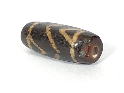 Ac-071026-CBEV2 ancient beveled carnelian orange-red face D flowing banding beveled edge visible unretouched