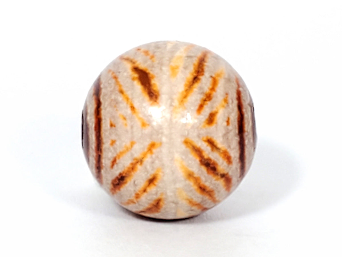 Ac-030623-DDIE ancient carnelian dzi, X-cross face view, diamond wings radiating, crystallisation visible, unretouched
