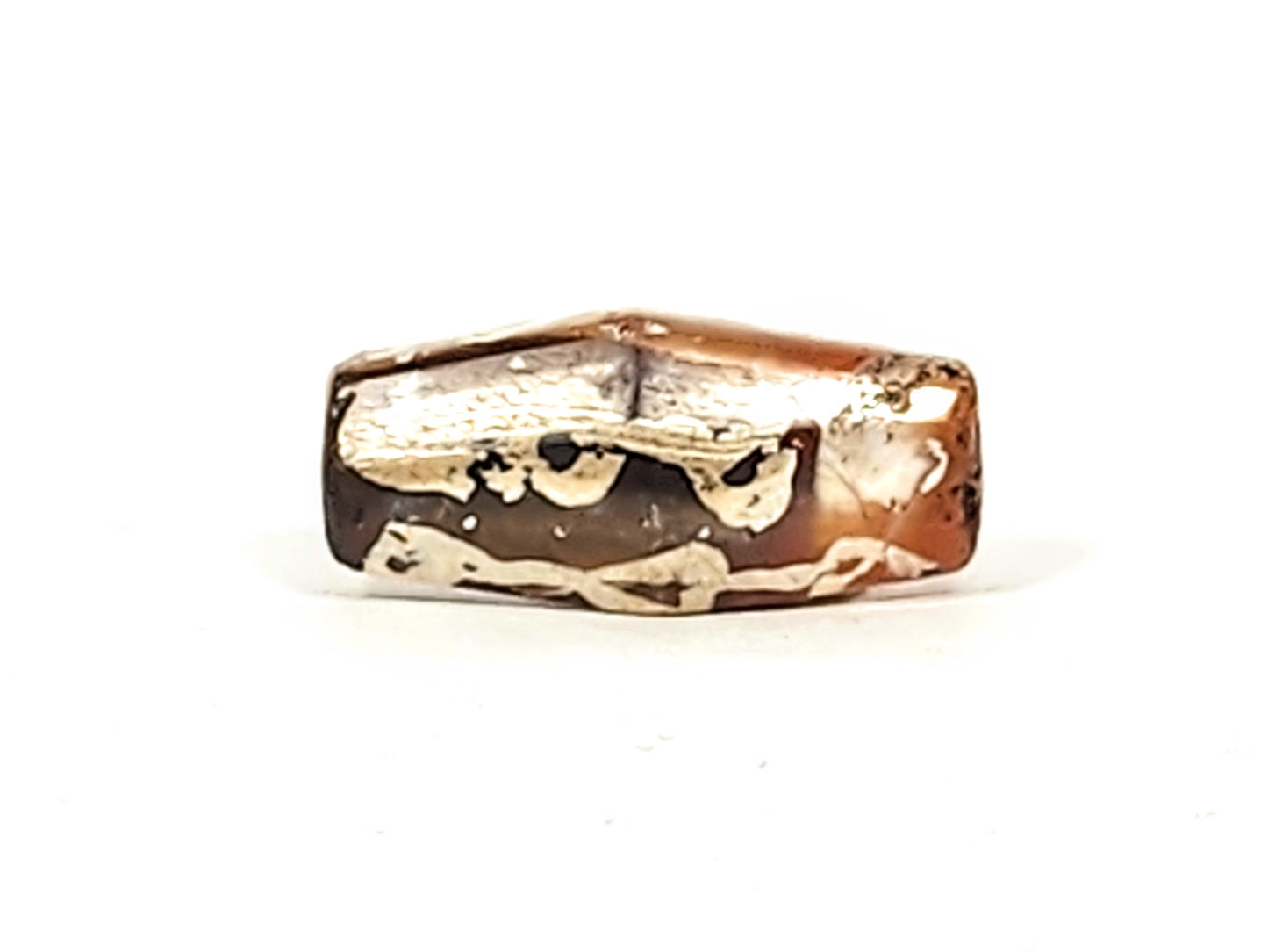 Ancient Links Motif Carnelian Dzi (032425) - Rare Octagon Shape