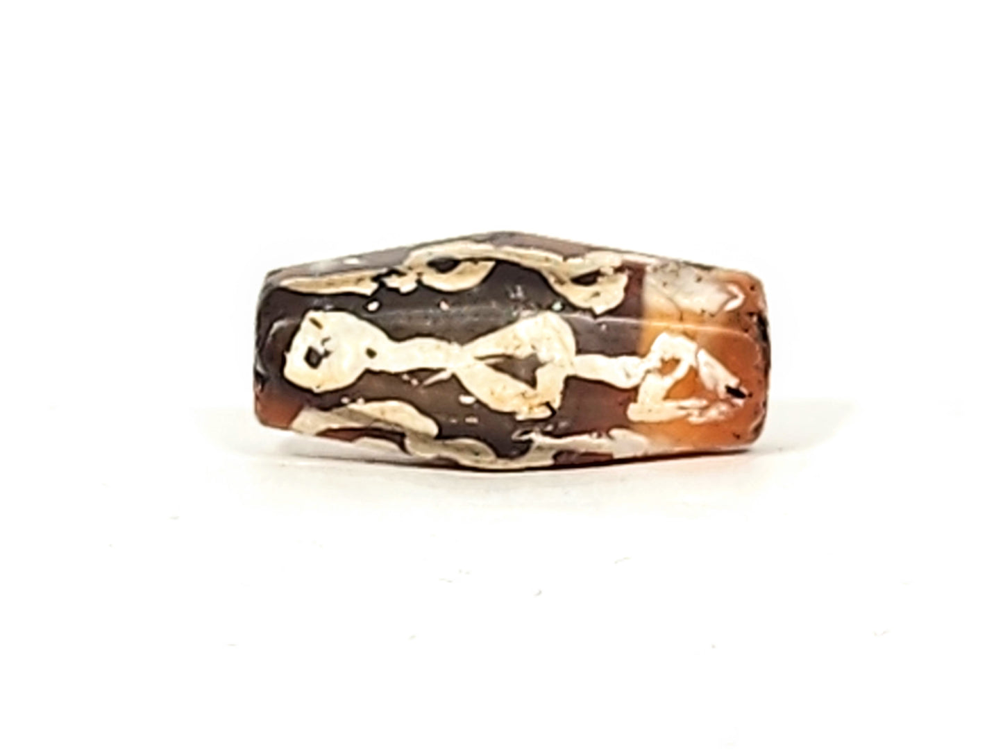 Ancient Links Motif Carnelian Dzi (032425) - Rare Octagon Shape