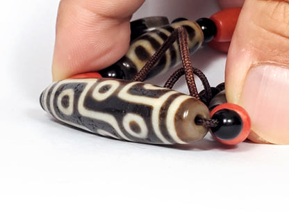 Ancient Tibetan Nine Eye Dzi Bead (TiD-Anc-NE-111023-2) - Extremely Old - Only the Nine Eye is for sale - Other beads are not included