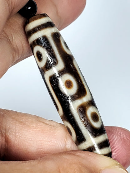Ancient Tibetan Nine Eye Dzi Bead (TiD-Anc-NE-111023-2) - Extremely Old - Only the Nine Eye is for sale - Other beads are not included