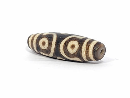 Ancient Tibetan Six Eye Motif Dzi Bead - Extremely Old (only the focal bead is for sale)