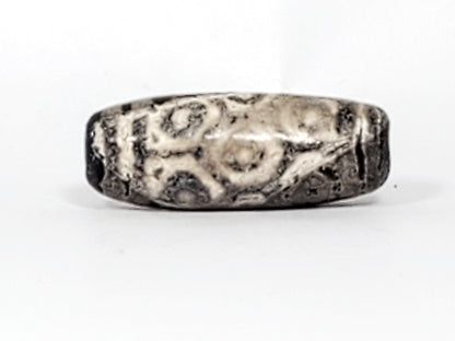 Ancient Twelve Eye Lotus Motif Dzi Bead (Anc-TiD-TwEL-051924)