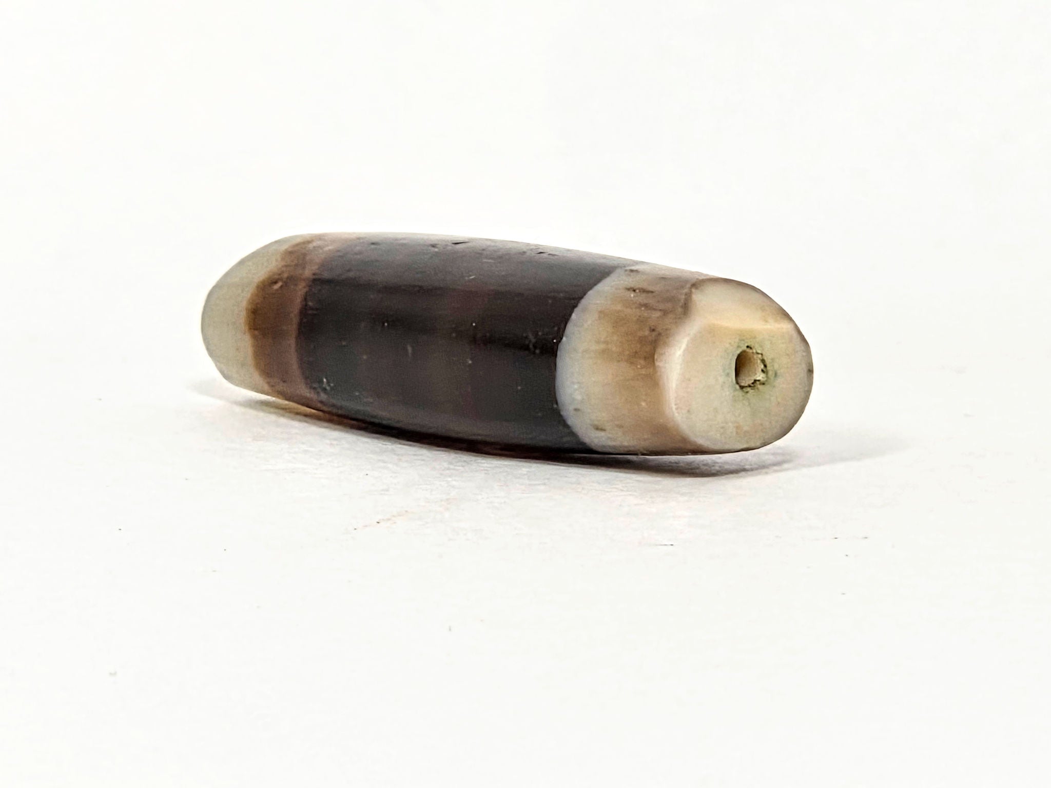 Ancient Single Stripe Chung Dzi 黑白珠, | Ancient Dzi Shop