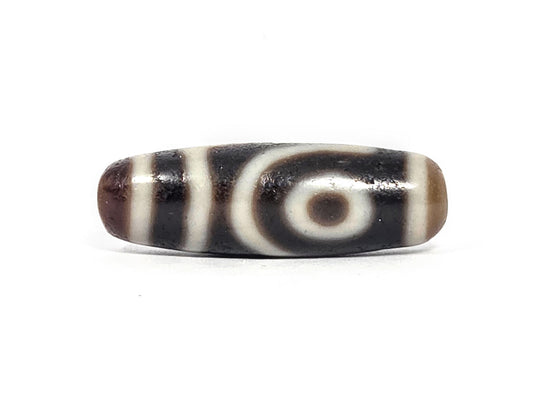 Ac-073026-2E ancient two eye dzi pitch-black agate connector face zigzag cream wave lines unretouched