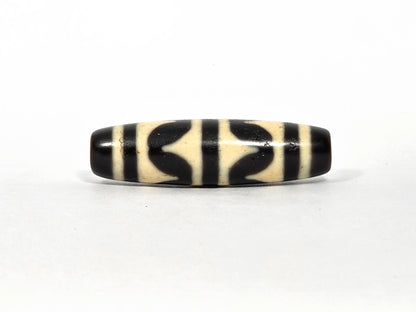 At-090226-DW9 antique double wave dzi 41.6×11.6mm dark brown black agate face A wave arcs, unretouched