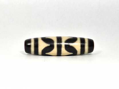 At-090226-DW8 antique double wave dzi cream black agate face B wave composition, unretouched