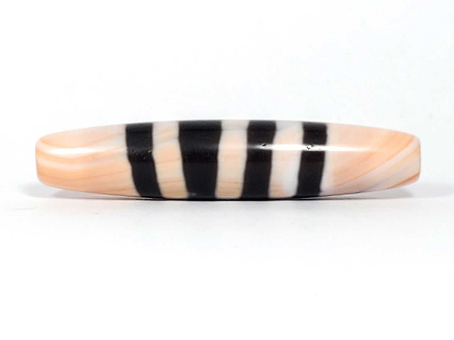 genuine Nepalese seven stripe chung dzi; original chung dzi; original seven stripe dzi; seven stripe dzi with bloodspots