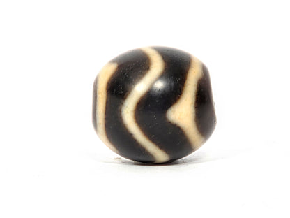 Antique Tibetan Round Dzi Bead featuring Wave & Tiger Tooth Motif (111325)