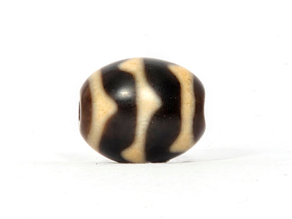 Antique Tibetan Round Dzi Bead featuring Double Wave Motif (110325)