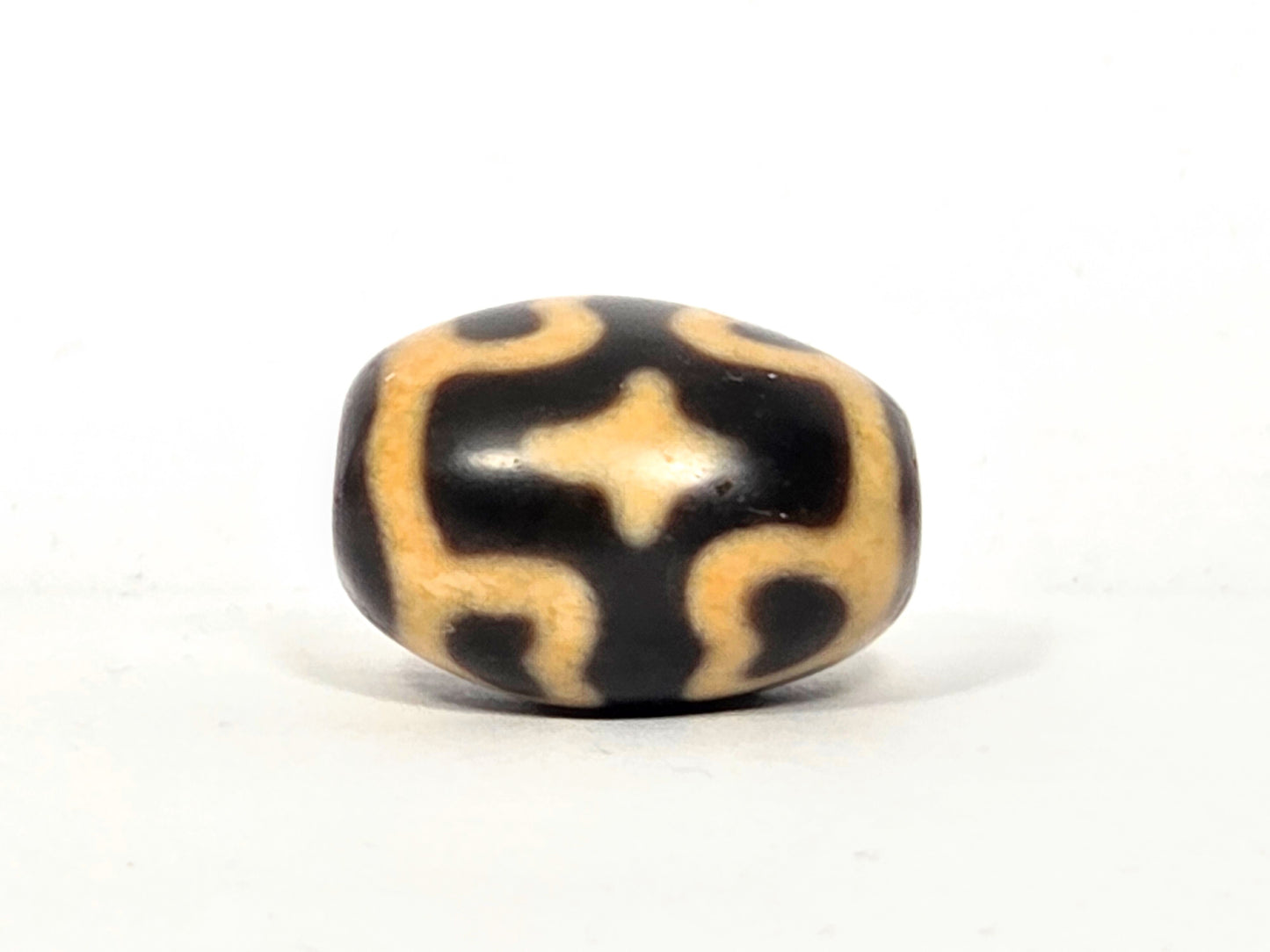 Antique Tibetan Round Dzi Bead featuring Six Eye Lotus & Cross Motif (121025)