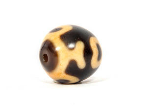 Antique Tibetan Round Dzi Bead featuring Treasure Vase & Four Eye Lotus Motif (110525)