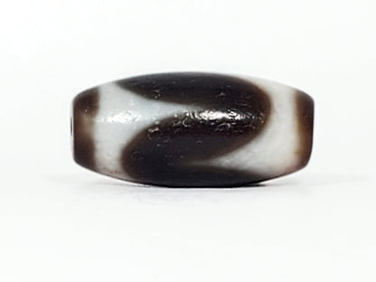 Antique Tibetan Tasso Motif Dzi Bead with Bloodspots (TiD-Ant-B-Tasso-093024)