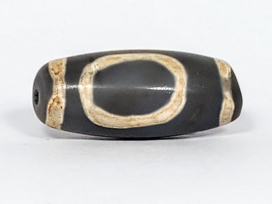 At-022624-HEG, antique Heaven & Earth Gate dzi 32.6×13.8mm, charcoal-grey agate, open oval gate, unretouched