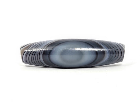 Naturally formed one eye dzi bead