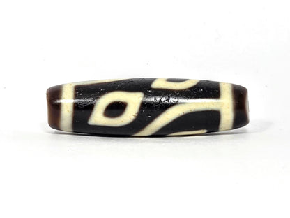 New Taiwan Dzi featuring the Four Eye Motif