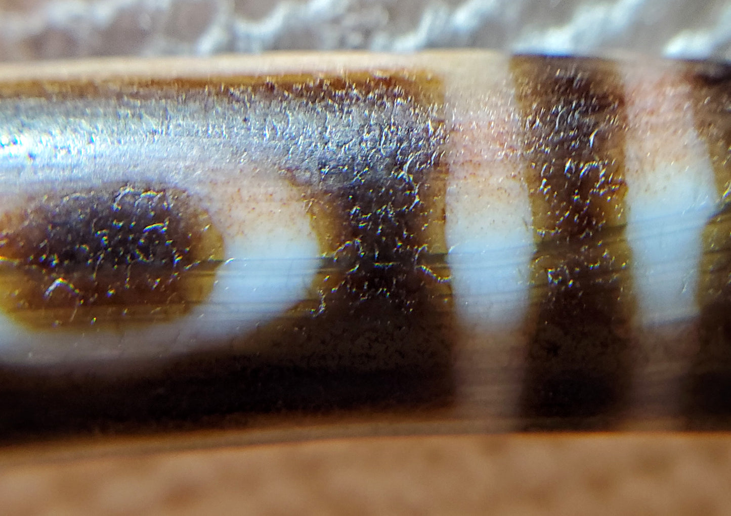 Antique One Eye & Mountain Motif Dzi Bead with Bloodspots (TiD-Ant-B-OEM-061623)