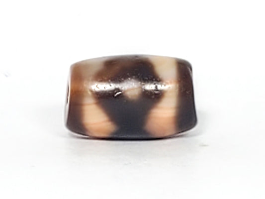 At-061926-3E2 Face A, warm peach-cream ground, dark brown motif form, 16.7×10.8mm, unretouched