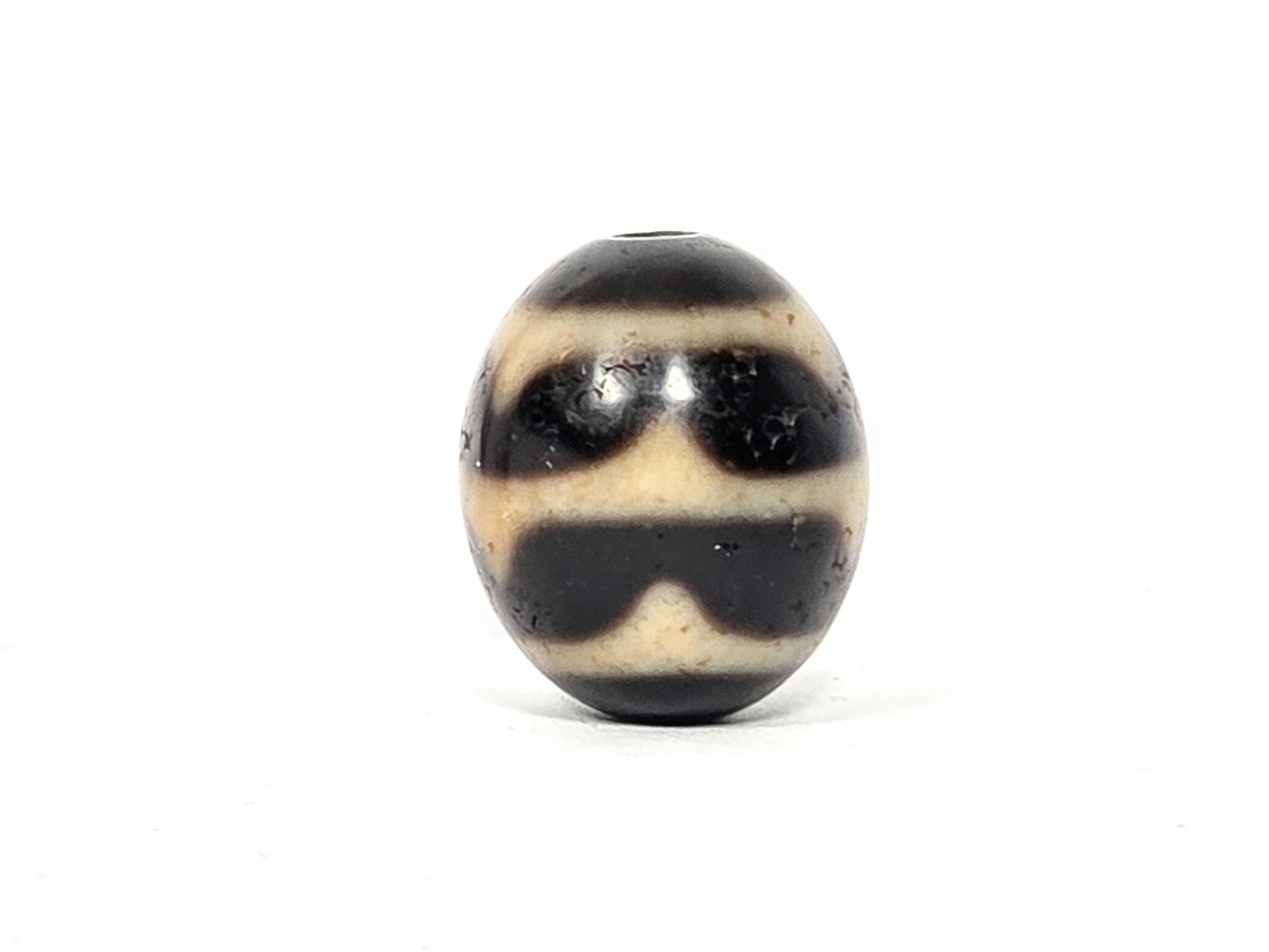 V-062926-DW third rotation, both double wave bands legible, dark brown cream contrast, vintage Taiwan agate, unretouched