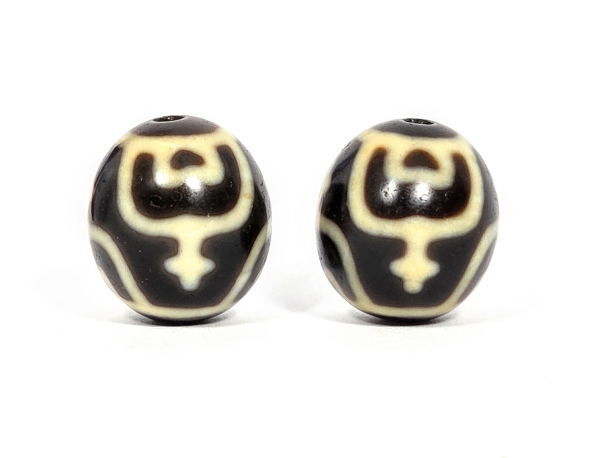 V-073026-TVP2 vintage round treasure vase dzi pair face C vase neck rim element dark brown unretouched