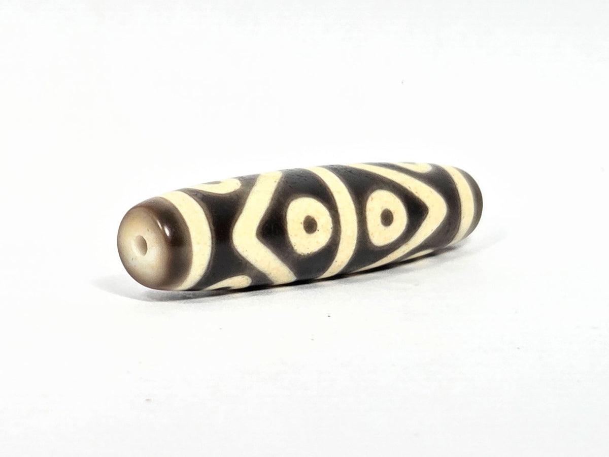 At-073026-8E antique eight eye dzi drill end A warm brown agate-internal colour eye motif wrap unretouched