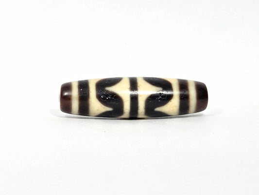 At-090226-DW9 antique double wave dzi 41.6×11.6mm dark brown black agate face A wave arcs, unretouched