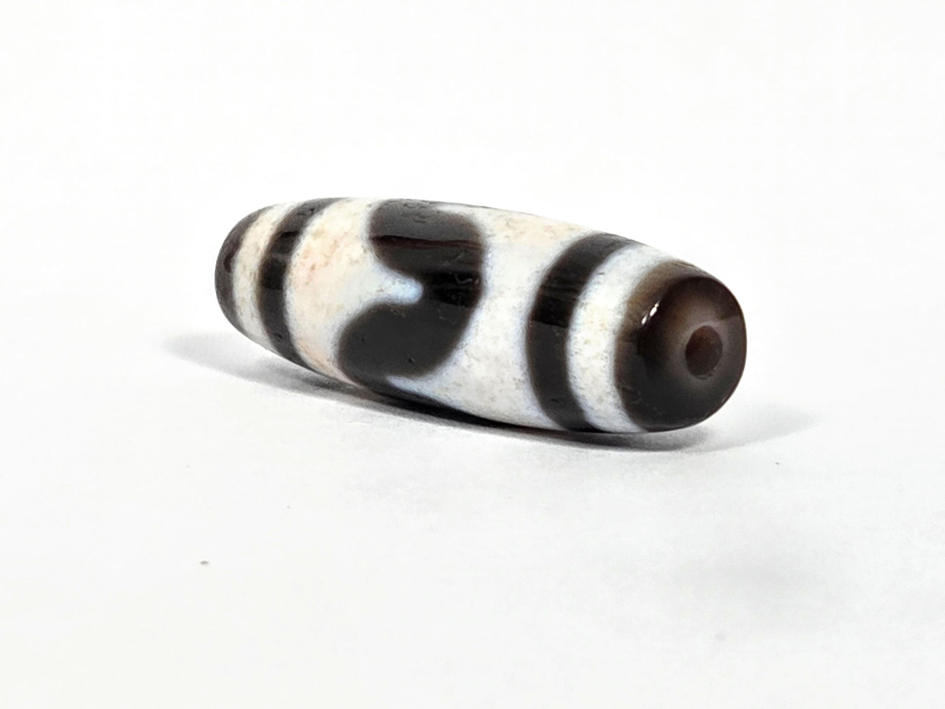 At-080326-TaBS4 antique tasso tiger tooth dzi drill end A warm brown agate cap tasso wrap unretouched