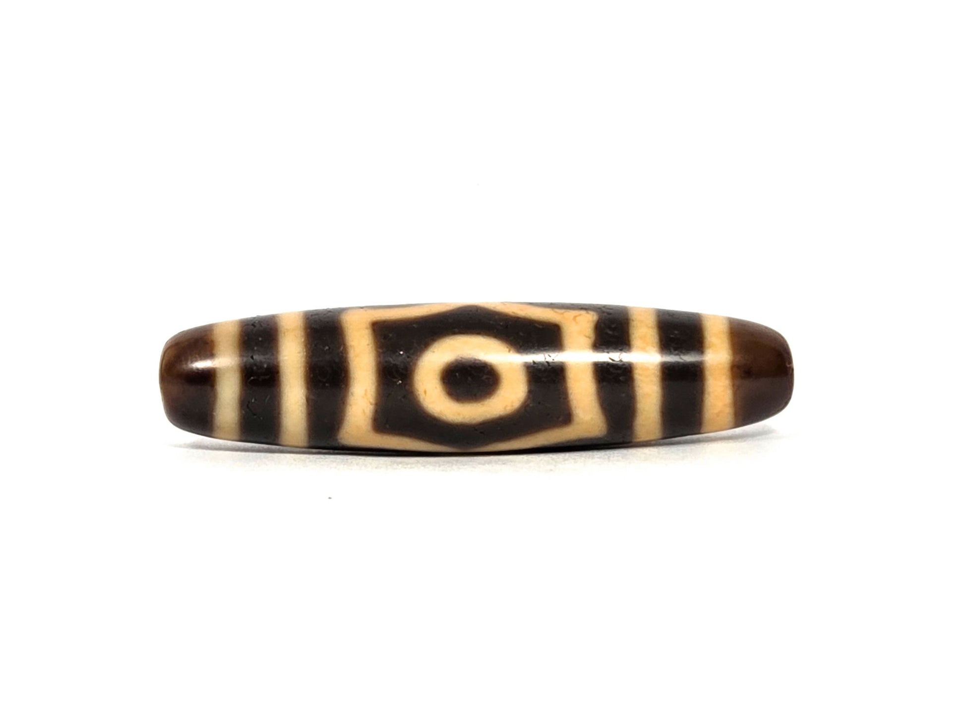 At-090226-3E3 antique three eye dzi 50.0×12.0mm dark brown black agate face A single eye hexagonal surround, unretouched