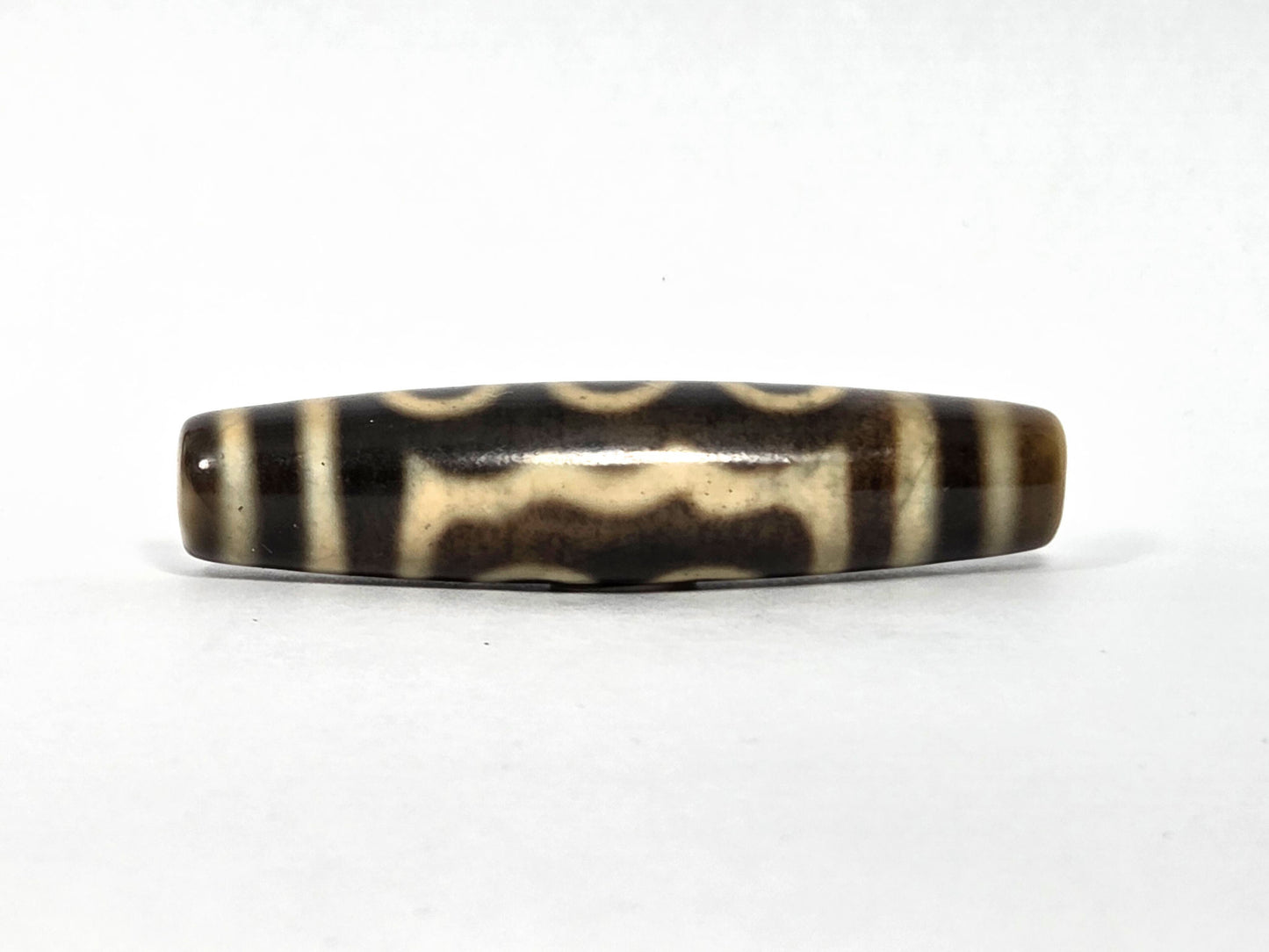 N-090126-5E new five eye dzi dark brown agate three-row wave band side face unretouched