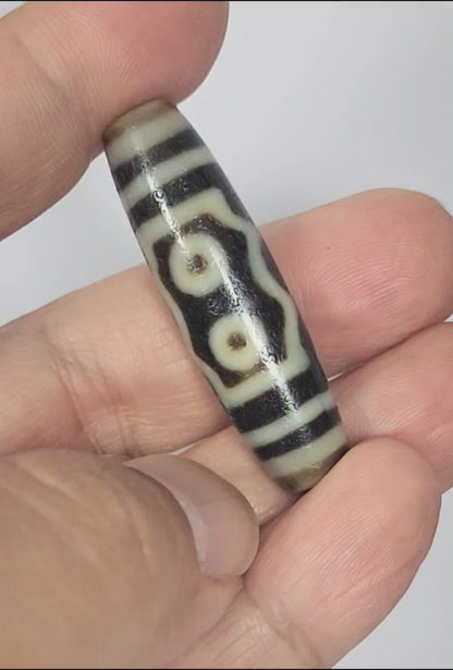 Antique Tibetan Five Eye Dzi Bead (072625)