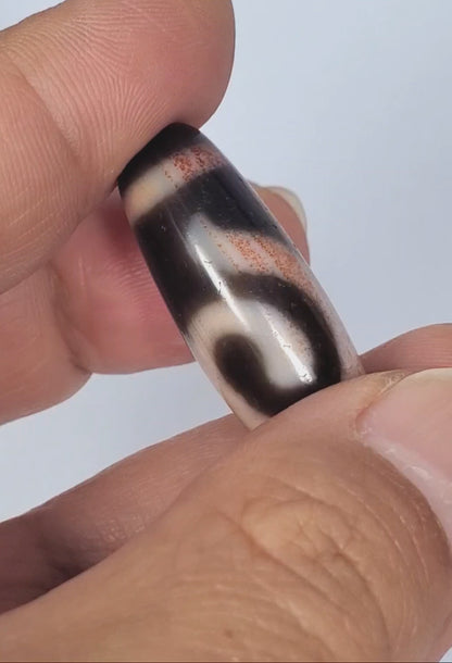 Antique One Eye Ruyi Motif Dzi Bead with Extreme Bloodspots (Ant-XB-OER-092224)