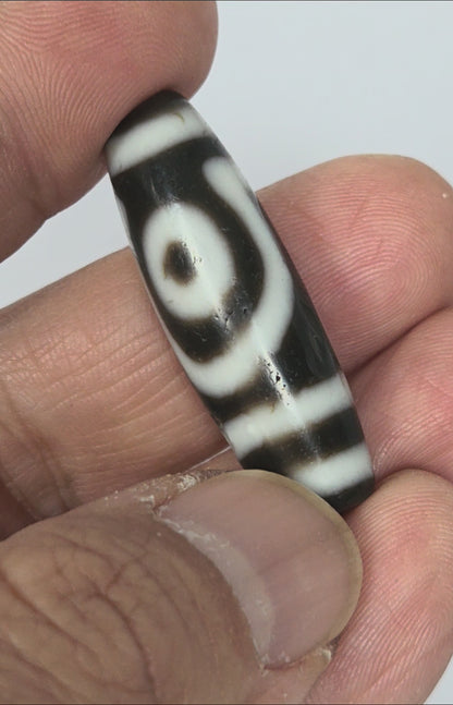 Antique Two Eye Motif Tibetan Dzi Bead (010726)