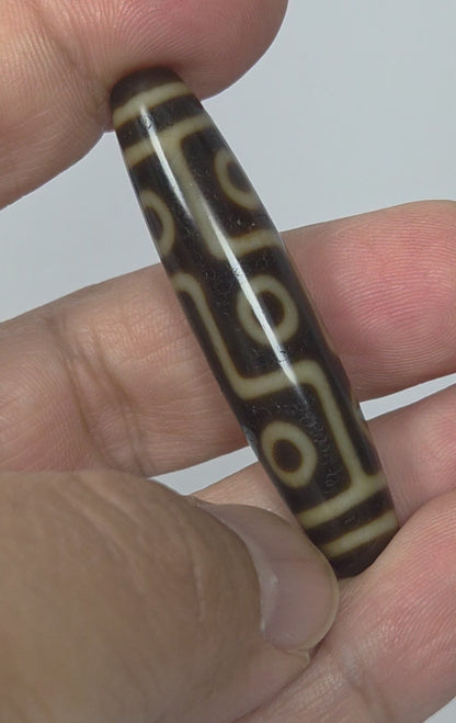 Nine Eye Motif Antique Tibetan Dzi Bead (TiD-Ant-200-NE-100825)