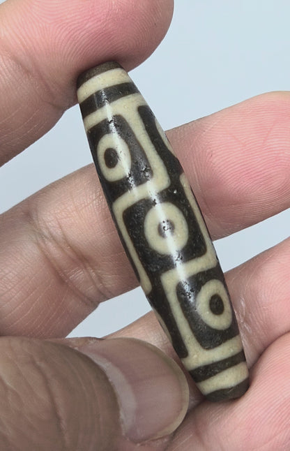 On Sale! Beautiful decorative agate bead! - suitable for use as focal bead on a necklace