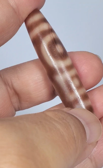 Antique Double Heaven Gate & Earth Gate Motif Dzi Bead with Bloodspot (Ant-B-DHGEG-102324)